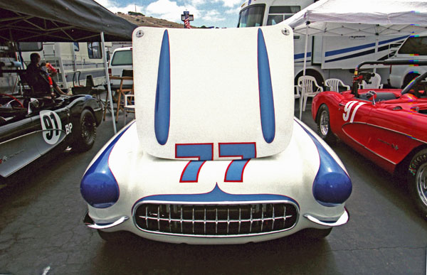 57-5a (04-75-01) 1957 Chevrolet Corvette.jpg